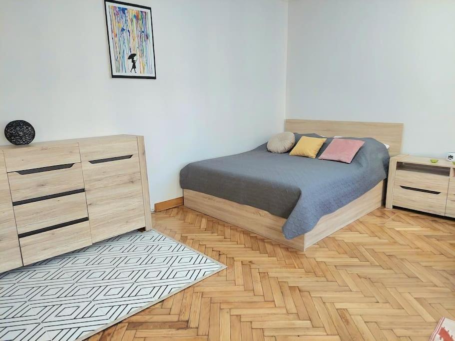 Domin Domin Appartement Częstochowa Buitenkant foto